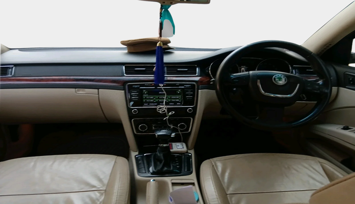 2011 Skoda Superb ELEGANCE 1.8 TSI AT, Petrol, Automatic, 95,088 km, interior