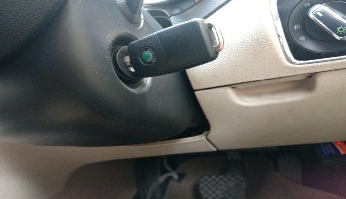 2011 Skoda Superb ELEGANCE 1.8 TSI AT, Petrol, Automatic, 95,088 km, interior