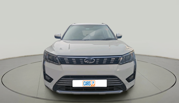 2021 Mahindra XUV300 W8 (O) 1.2 PETROL, Petrol, Manual, 76,808 km, exterior
