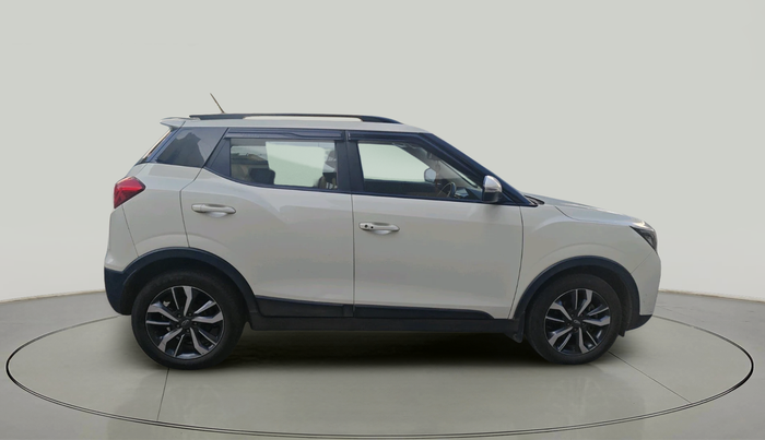 2021 Mahindra XUV300 W8 (O) 1.2 PETROL, Petrol, Manual, 76,808 km, exterior
