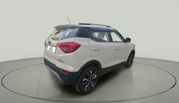 2021 Mahindra XUV300 W8 (O) 1.2 PETROL, Petrol, Manual, 76,808 km, exterior