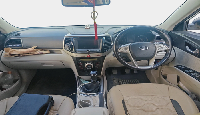2021 Mahindra XUV300 W8 (O) 1.2 PETROL, Petrol, Manual, 76,808 km, interior