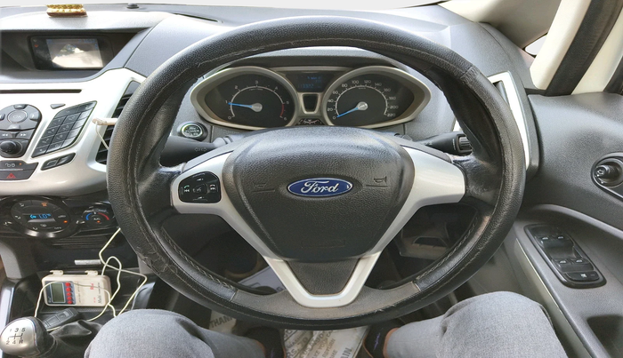 2013 Ford Ecosport TITANIUM 1.5L DIESEL (OPT), Diesel, Manual, 1,13,322 km, interior