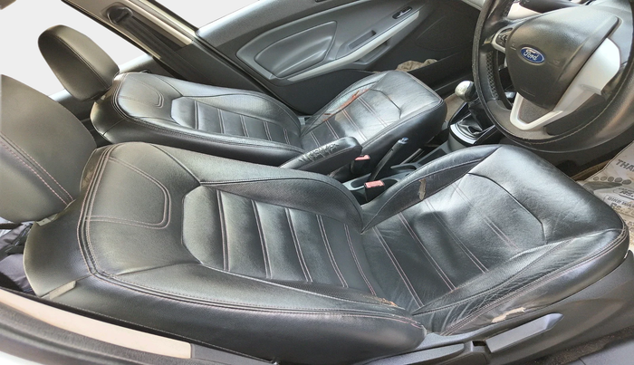 2013 Ford Ecosport TITANIUM 1.5L DIESEL (OPT), Diesel, Manual, 1,13,322 km, interior