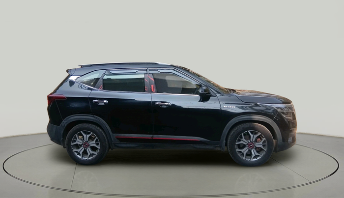 2021 KIA SELTOS GTX PLUS AT 1.5 DIESEL, Diesel, Automatic, 1,02,883 km, exterior