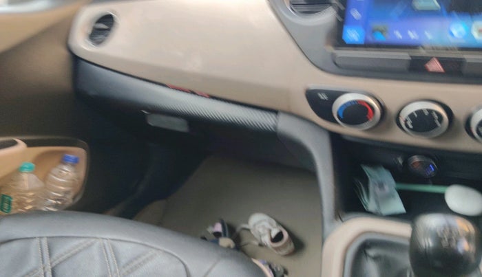 2017 Hyundai Grand i10 MAGNA U2 1.2 CRDI, Diesel, Manual, 73,966 km, interior