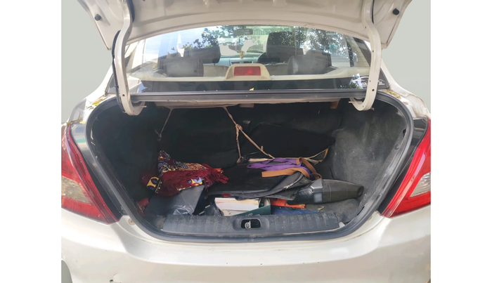 2013 Maruti Swift Dzire ZXI, Petrol, Manual, 1,65,343 km, exterior