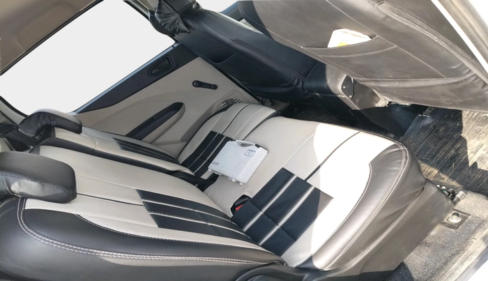 2024 Renault TRIBER RXE MT, Petrol, Manual, 10,248 km, interior