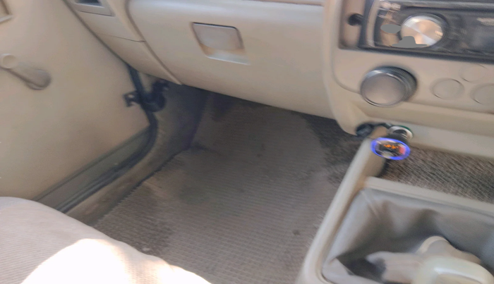 2012 Mahindra Bolero SLE BS IV, Diesel, Manual, 71,648 km, interior