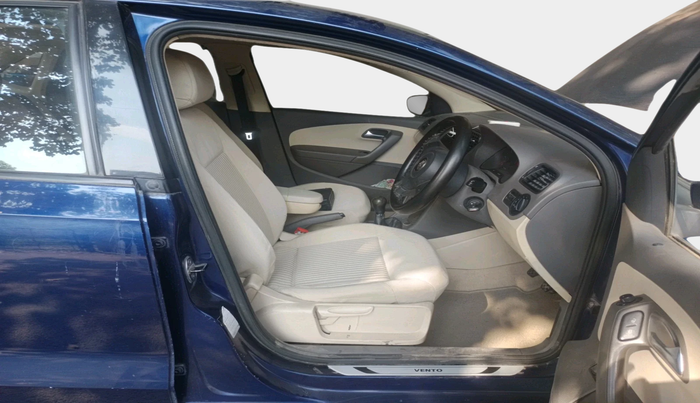 2012 Volkswagen Vento COMFORTLINE DIESEL 1.6, Diesel, Manual, 1,29,267 km, interior