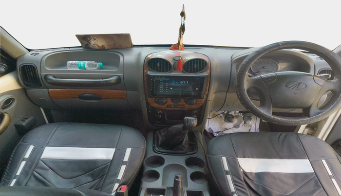2013 Mahindra Scorpio EX M2DI, Diesel, Manual, 2,21,300 km, interior