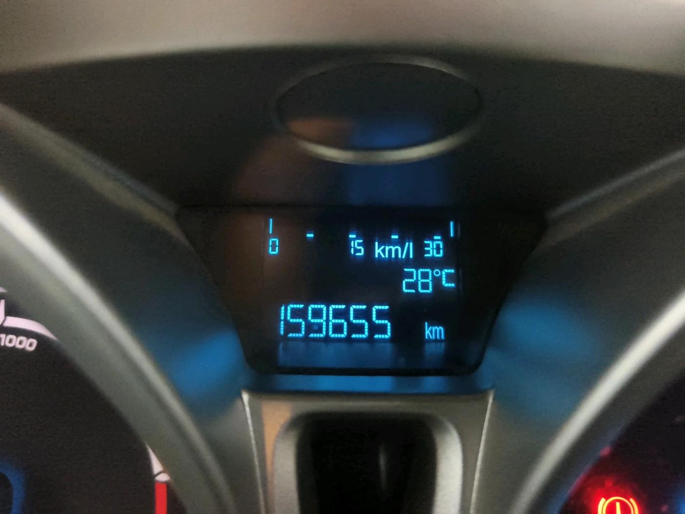2014 Ford Ecosport TITANIUM 1.5L DIESEL, Diesel, Manual, 1,59,655 km, interior