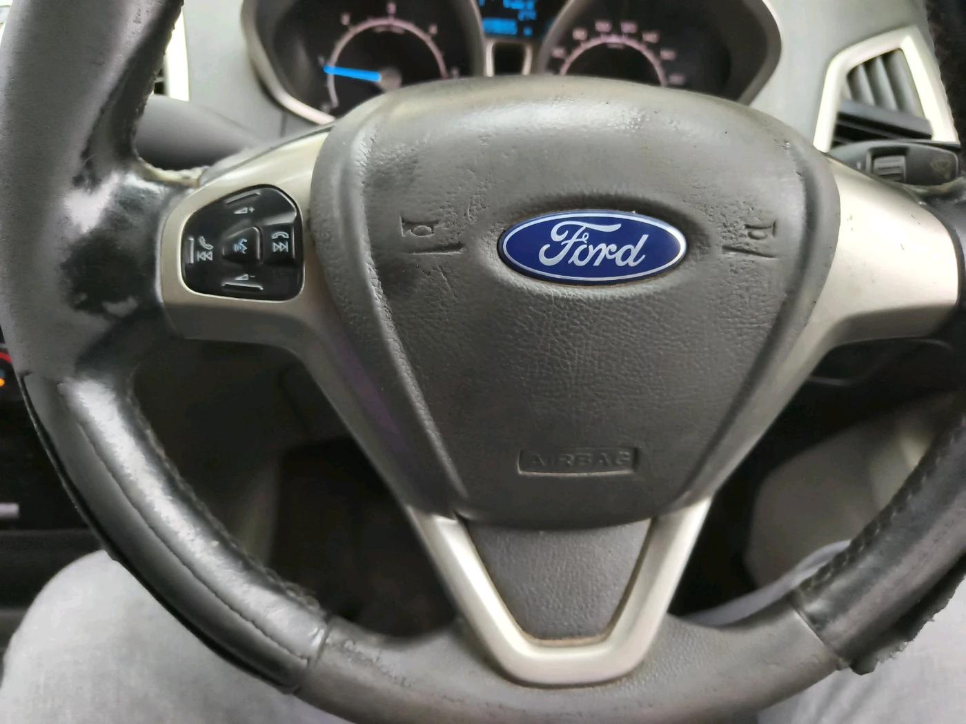 2014 Ford Ecosport TITANIUM 1.5L DIESEL, Diesel, Manual, 1,59,655 km, interior