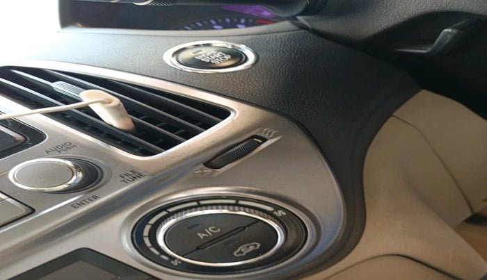 2012 Hyundai i20 ASTA 1.2, Petrol, Manual, 57,565 km, interior