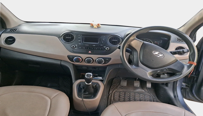 2013 Hyundai Grand i10 SPORTZ 1.2 KAPPA VTVT, Petrol, Manual, 1,02,812 km, interior