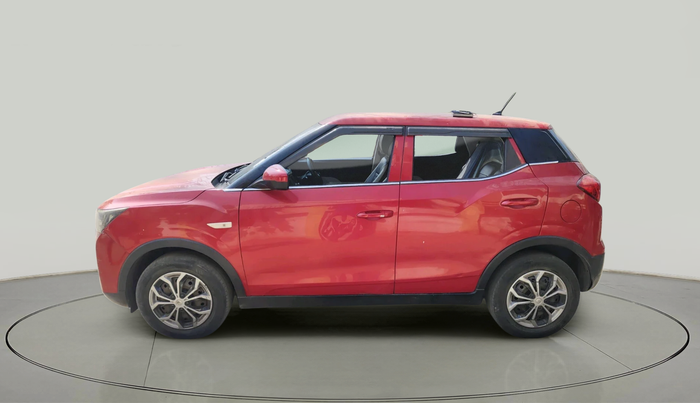 2019 Mahindra XUV300 W4 1.5 DIESEL, Diesel, Manual, 1,48,603 km, exterior