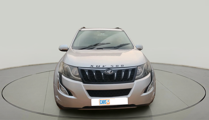 2015 Mahindra XUV500 W10, Diesel, Manual, 1,35,174 km, exterior