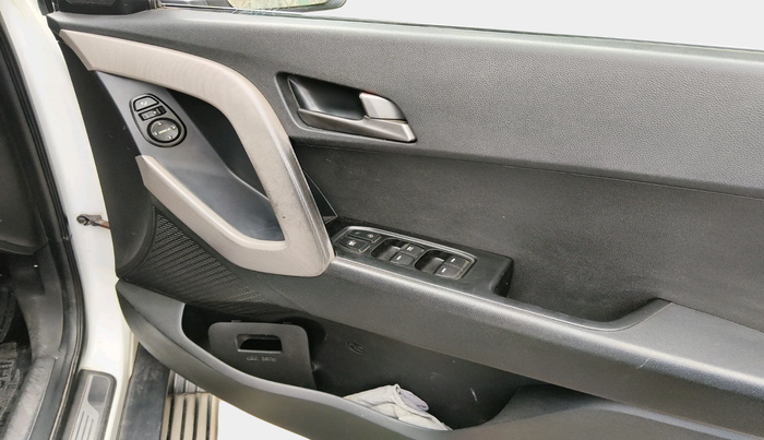 2016 Hyundai Creta SX 1.6 DIESEL, Diesel, Manual, 2,38,571 km, interior