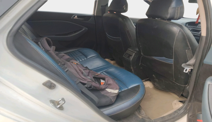 2015 Hyundai i20 Active 1.4 SX, Diesel, Manual, 89,769 km, interior