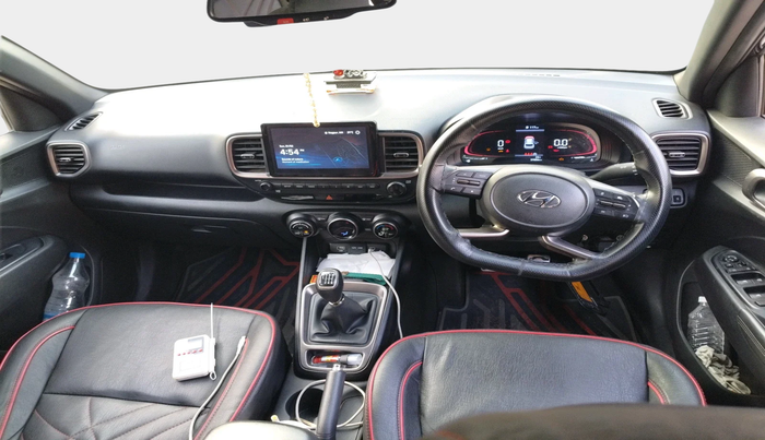 2023 Hyundai VENUE  SX(O) 1.0 Turbo MT Knight Edition, Petrol, Manual, 59,886 km, interior