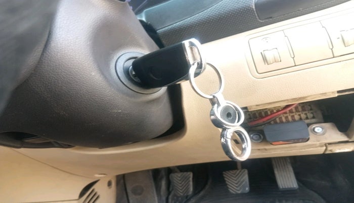 2012 Hyundai Verna FLUIDIC 1.6 CRDI SX, Diesel, Manual, 1,55,628 km, interior