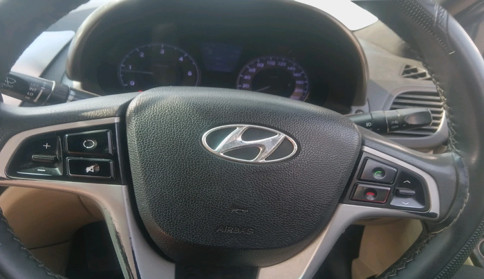 2012 Hyundai Verna FLUIDIC 1.6 CRDI SX, Diesel, Manual, 1,55,628 km, interior