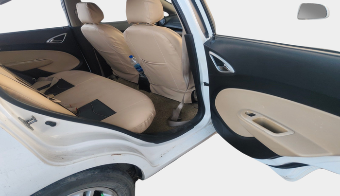 2014 Chevrolet Sail 1.2 LT ABS, Petrol, Manual, 1,04,088 km, interior