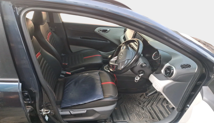 2021 Hyundai GRAND I10 NIOS SPORTZ 1.2 KAPPA VTVT CNG, Petrol, Manual, 75,121 km, interior