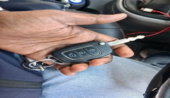 2021 Hyundai GRAND I10 NIOS SPORTZ 1.2 KAPPA VTVT CNG, Petrol, Manual, 75,121 km, interior