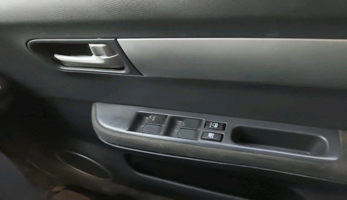 2011 Maruti Swift VXI, Petrol, Manual, 16,610 km, interior
