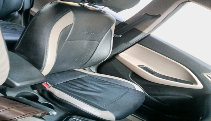 2015 Hyundai Elite i20 ASTA 1.2 (O), Petrol, Manual, 50,995 km, interior