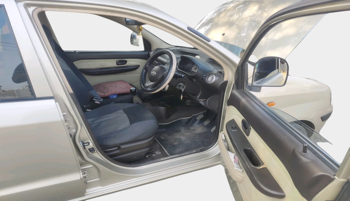 2011 Hyundai Santro Xing GL PLUS, Petrol, Manual, 90,143 km, interior