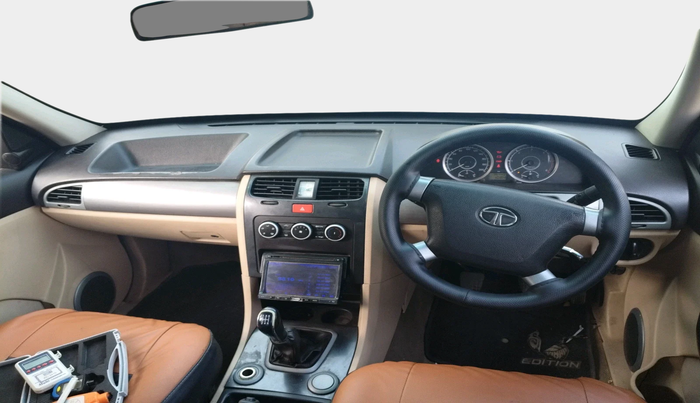 2014 Tata Safari Storme 2.2 EX 4X2, Diesel, Manual, 96,440 km, interior