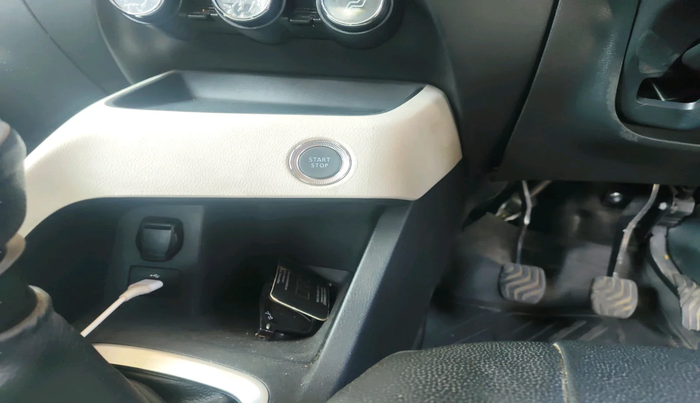 2021 Nissan MAGNITE XV MT, Petrol, Manual, 58,535 km, interior