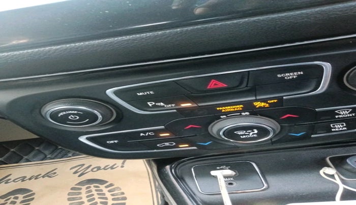 2018 Jeep Compass LIMITED (O) 2.0 DIESEL, Diesel, Manual, 99,452 km, interior