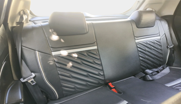 2023 Maruti Swift VXI, Petrol, Manual, 19,996 km, interior