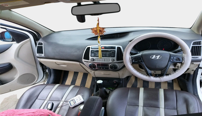 2014 Hyundai Elite i20 ASTA 1.2, Petrol, Manual, 1,81,173 km, interior