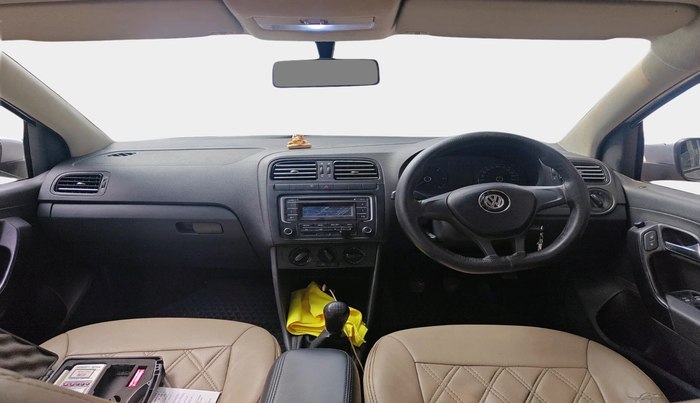 2014 Volkswagen Polo COMFORTLINE 1.5L, Diesel, Manual, 1,09,670 km, interior