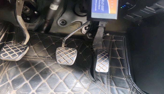 2023 Skoda KUSHAQ AMBITION 1.0L TSI MT, Petrol, Manual, 87,647 km, interior