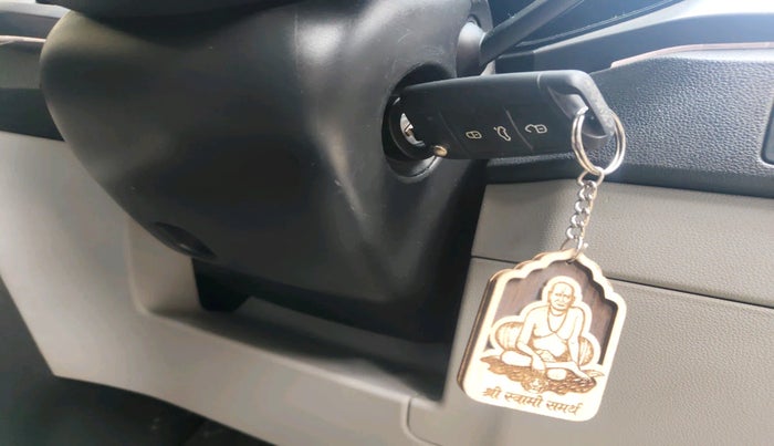 2023 Skoda KUSHAQ AMBITION 1.0L TSI MT, Petrol, Manual, 87,647 km, interior