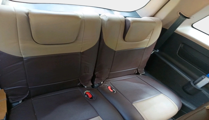 2014 Mahindra XUV500 W6, Diesel, Manual, 90,092 km, interior