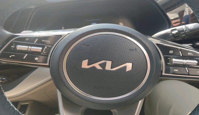 2024 KIA CARENS LUXURY PLUS 1.5 DIESEL AT 7 STR, Diesel, Automatic, 18,149 km, interior