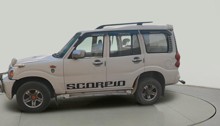 2014 Mahindra Scorpio EX M2DI, Diesel, Manual, 1,44,363 km, exterior