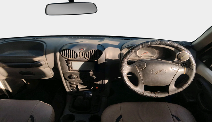 2014 Mahindra Scorpio EX M2DI, Diesel, Manual, 1,44,363 km, interior