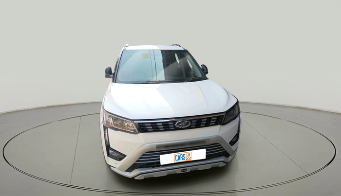 2020 Mahindra XUV300 W8 (O) 1.5 DIESEL, Diesel, Manual, 1,15,832 km, exterior