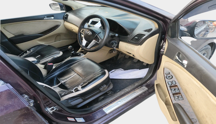 2012 Hyundai Verna FLUIDIC 1.6 CRDI SX, Diesel, Manual, 1,71,615 km, interior