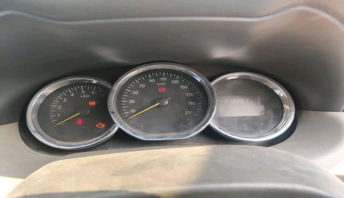 2015 Renault Duster 85 PS RXL DIESEL, Diesel, Manual, 1,12,253 km, interior