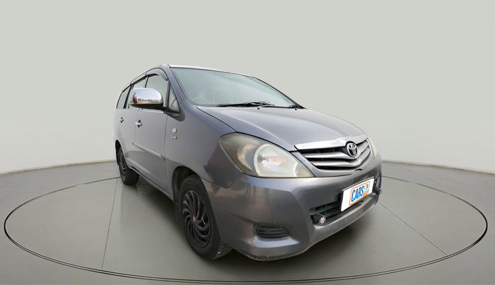 2010 Toyota Innova 2.5 G4 8 STR, Diesel, Manual, 1,59,551 km, exterior