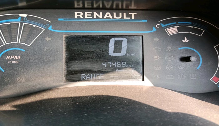 2022 Renault TRIBER RXT, Petrol, Manual, 47,468 km, interior