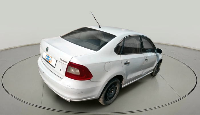 2013 Skoda Rapid AMBITION 1.6 TDI CR MT, Diesel, Manual, 1,11,069 km, exterior